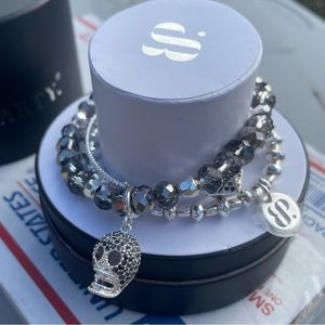 Selling this Halloween Stack from Bomb Party!